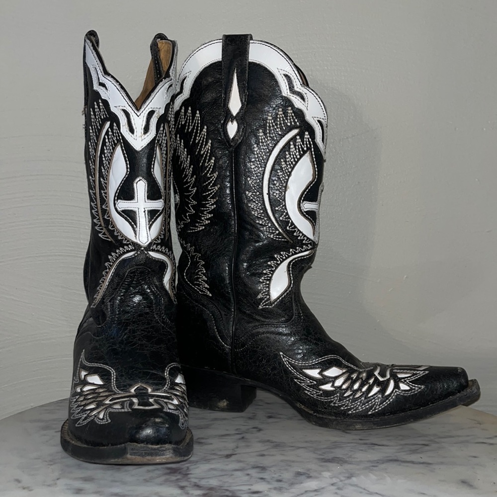 J.B Dillon cross/wing boots size 8
